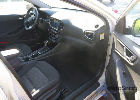 2019 Hyundai Ioniq Hybrid Blue z USA, uszkodzony, nr VIN KMHC65LC4KU120504